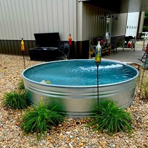 Meet your Posher, Holly